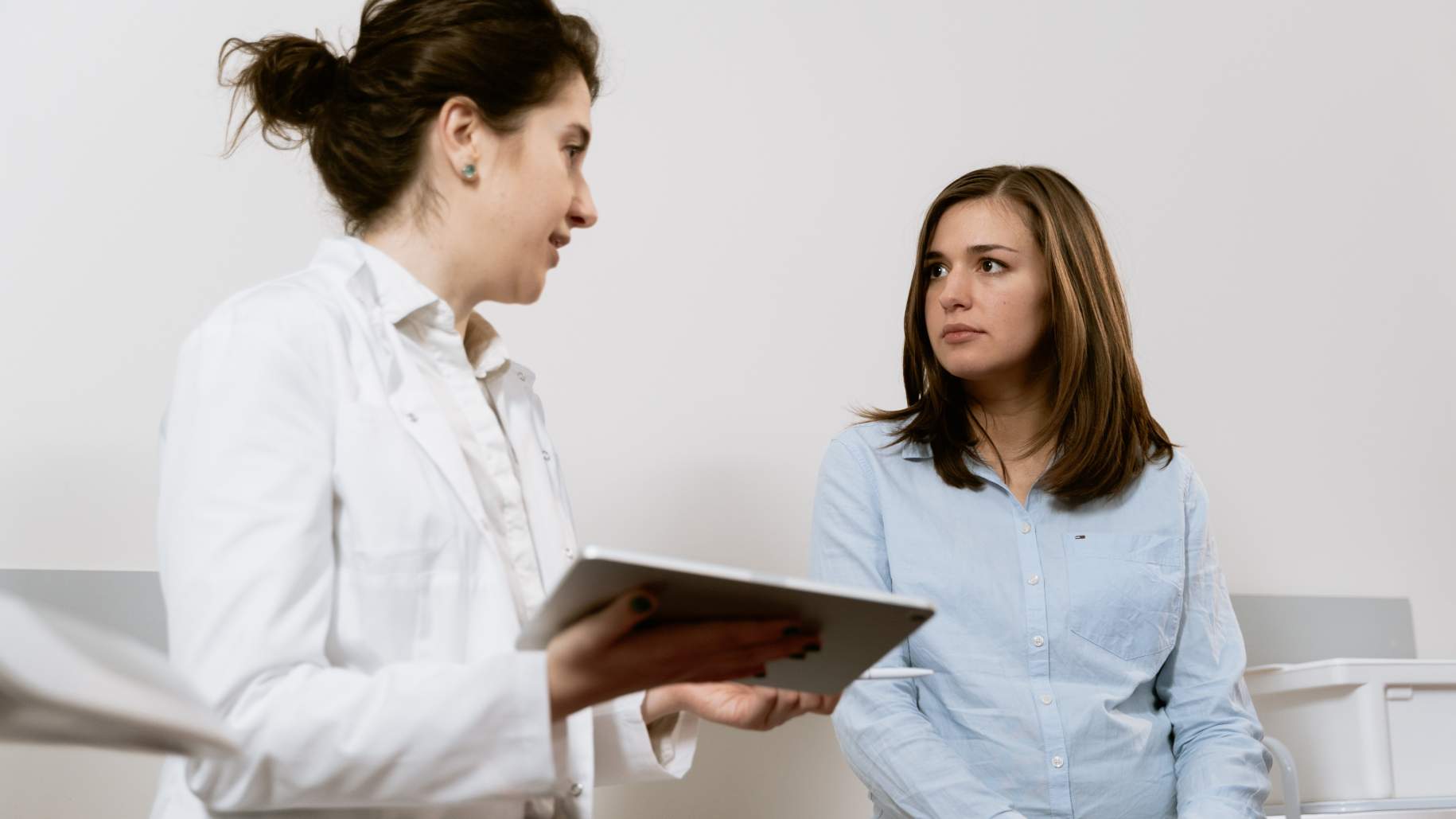 neurosurgeon discussing meningiomas